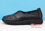 BX151-375 黑色 中老年休闲舒适女单鞋