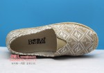 BX690-006 米色 休闲舒适女单鞋